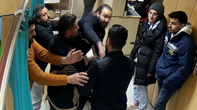Hatay'ın Kırıkhan ilçesinde hastanenin acil servise gelen Mustafa Kuşkonmaz'a (31)