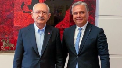 CHP'de bayramlaşma programları farklı noktalarda gerçekleşirken, Muratpaşa Belediye Başkanı Ümit