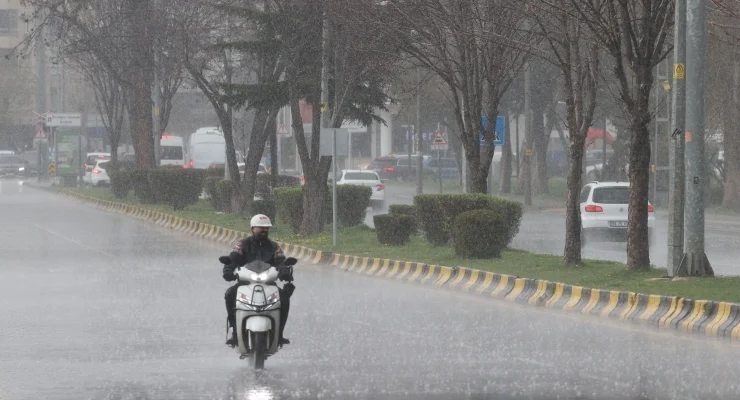 Meteoroloji: 11 ilde sağanak yağış bekleniyor Meteoroloji Genel Müdürlüğü’nün (MGM) tahminine göre bugün (9 Haziran) öğleden