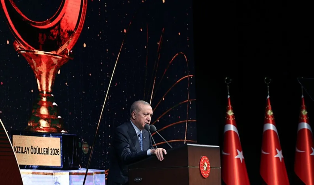 Başkan Erdoğan’dan İsrail’e bir tepki daha: Fitne üretim fabrikası! Başkan Recep Tayyip Erdoğan, Türk Kızılay Ödülleri Töreni'nde yaptığı açıklamalarda,