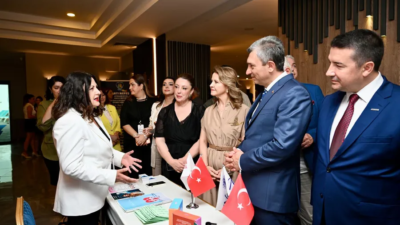 Yerli ve yabancı kadın girişimcilerin bir araya geldiği zirve, iş