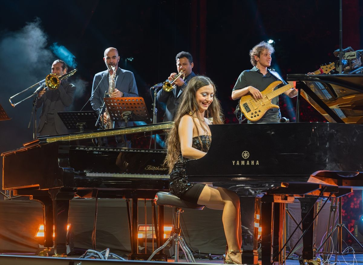 Piyanist Su Yavuz, Antalya'daki Akra Caz Festivali'nde ilk konserini SU