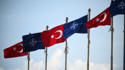 Ankara'daki iki günlük NATO Zirvesi bugün Savunma Sanayii Forumu ile