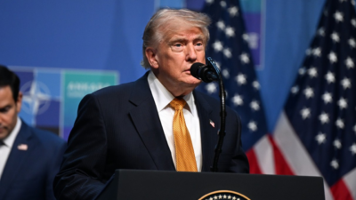 Trump: Türkiye’ye F-35 satışı konusunda henüz karar vermedim ABD Başkanı Donald Trump, tüm NATO müttefiklerinin yüzde 5'lik savunma