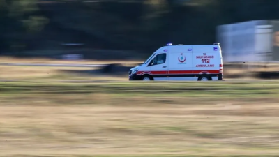 Antalya’da otel havuzuna giren çocuk boğuldu! Antalya'nın Alanya ilçesinde tatil yaptığı otelin havuzuna giren 8 yaşındaki