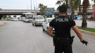 Antalya'da polis ekiplerince son bir haftada gerçekleştirilen asayiş uygulama ve