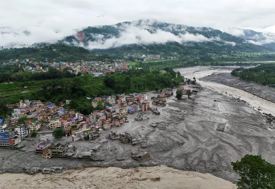 Önce deprem sanıldı, ardından sular geldi. Nepal’deki felaketin gerçek nedeni ne? Nepal'de meydana gelen sel ve heyelan felaketinde can kaybı 359'a