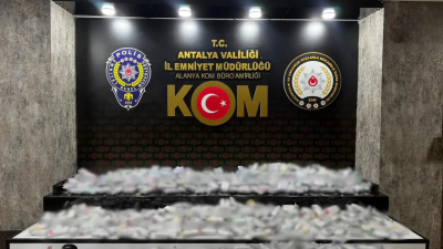 Antalya Emniyet Müdürlüğü ekiplerinin son bir haftada düzenlediği operasyonlarda binlerce