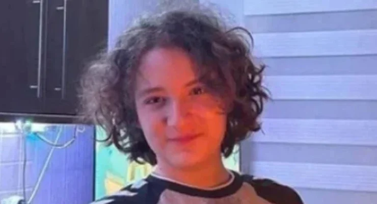 Okul saldırganı Mersinli’nin tutuklu babası, oğlundan şikayetçi oldu Kahramanmaraş’ta 10 kişinin öldürüldüğü okul saldırısı davasının ilk duruşmasında tutuklu