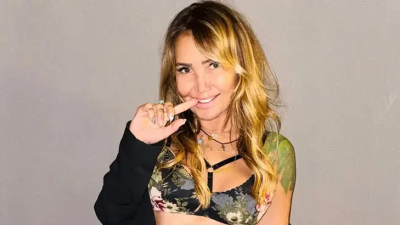 Türk pop müziğinin sevilen ismi Yonca Evcimik, 63. yaşına merhaba