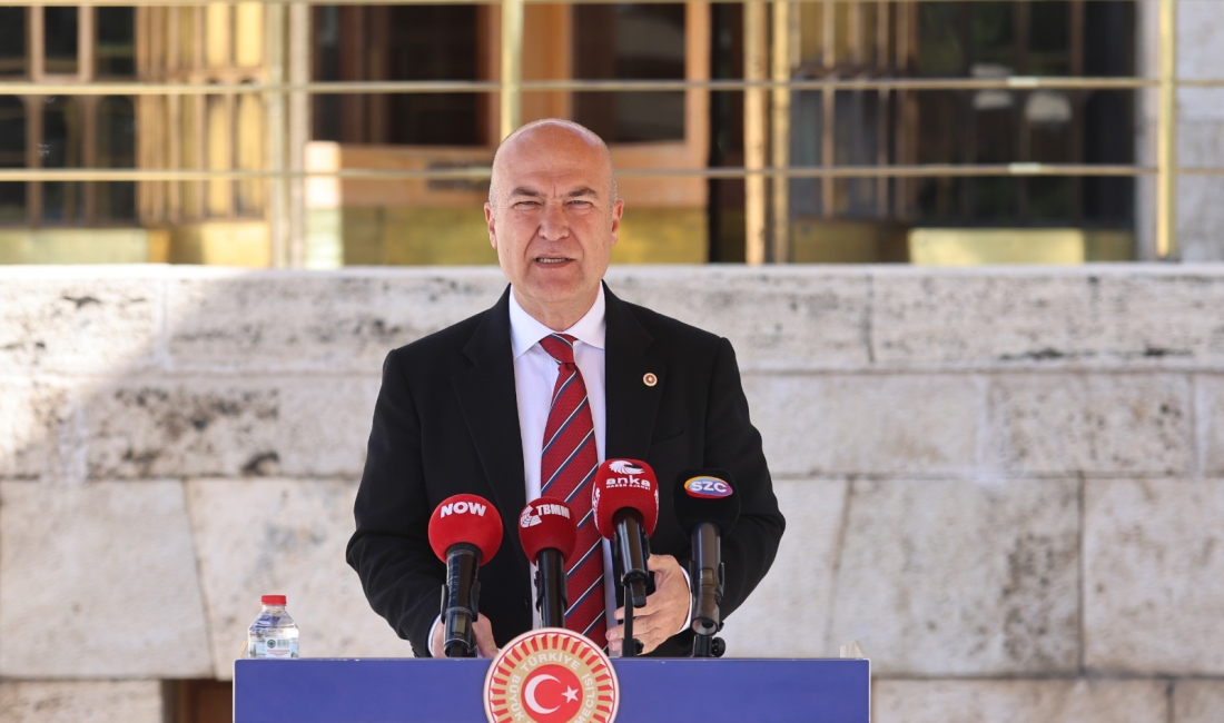 Manisa’nın Turgutlu ilçesinde lise önünde yaşanan silahlı saldırının ardından öğrencileri