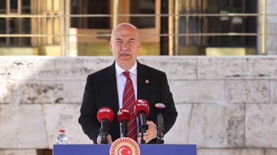 Manisa’nın Turgutlu ilçesinde lise önünde yaşanan silahlı saldırının ardından öğrencileri