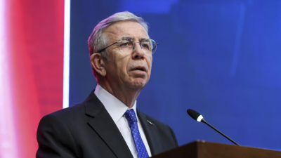 Ankara Büyükşehir Belediye (ABB) Başkanı Mansur Yavaş CHP'den istifa etti.